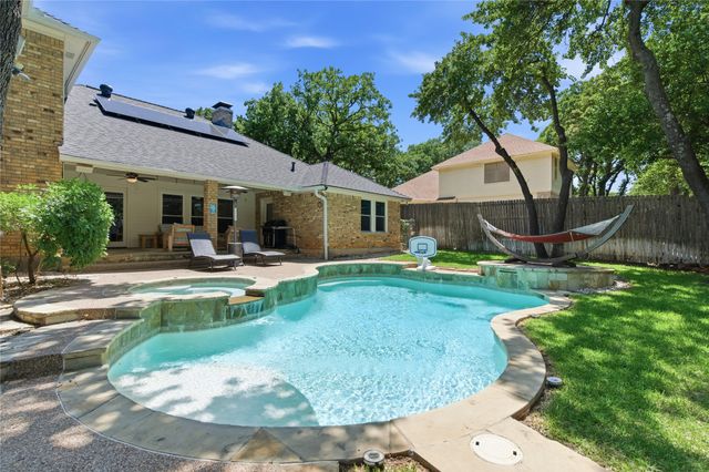 3072 High Cliff Drive, Grapevine, TX 76051