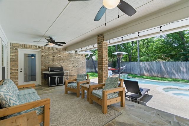 3072 High Cliff Drive, Grapevine, TX 76051