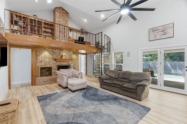 3072 High Cliff Drive, Grapevine, TX 76051