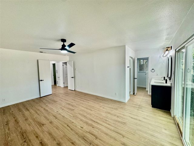 9506 STONEBRIDGE DR, Austin, TX 78758