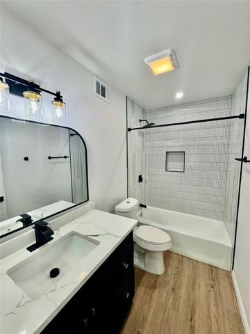 9506 STONEBRIDGE DR, Austin, TX 78758