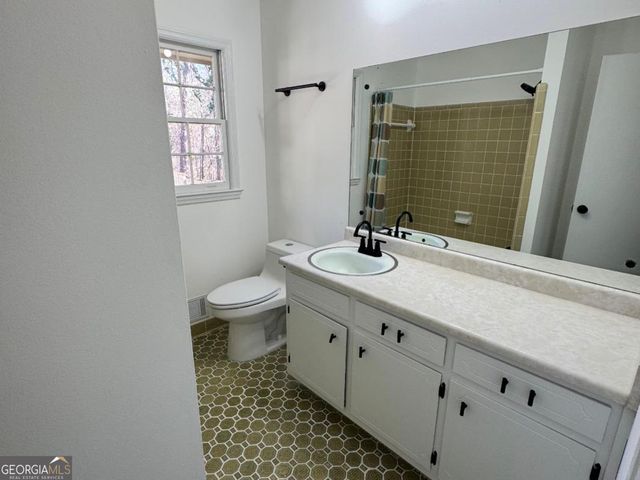 501 Valleyview Drive, Winder, GA 30680