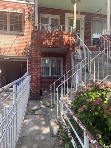 925 E 227th Street, Bronx, NY 10466
