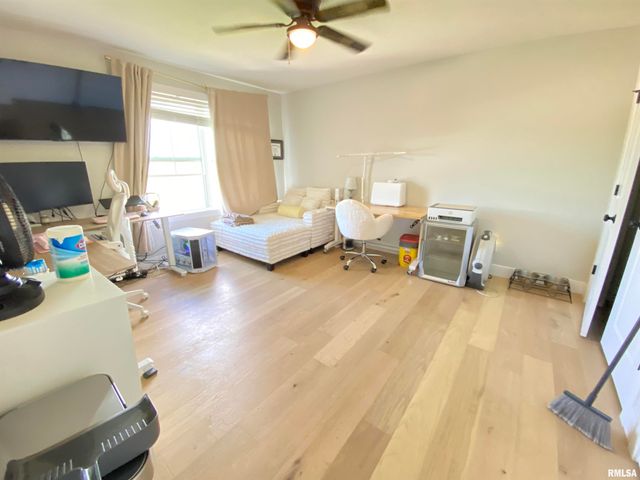 1731 Spartan Drive, Chatham, IL 62629