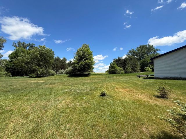 1849 E Pratt Lake Road, Gladwin, MI 48624