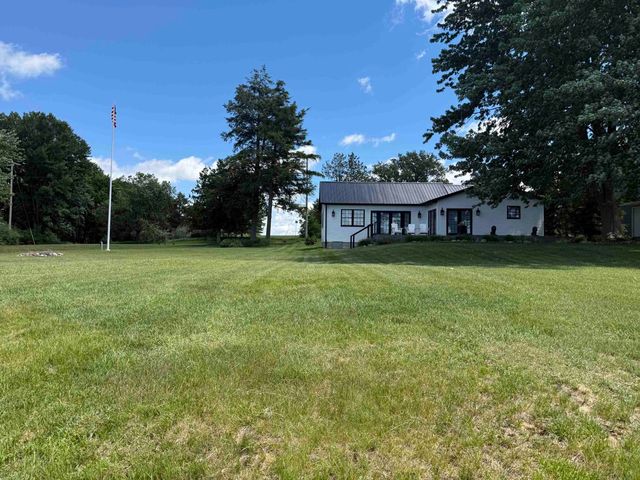1849 E Pratt Lake Road, Gladwin, MI 48624