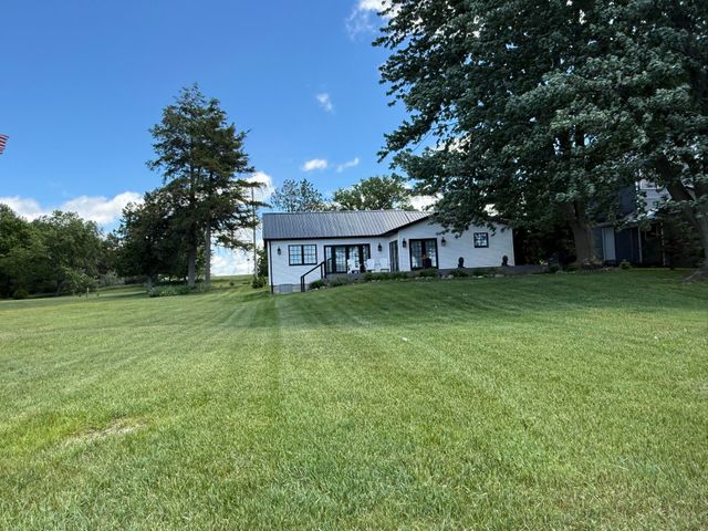1849 E Pratt Lake Road, Gladwin, MI 48624