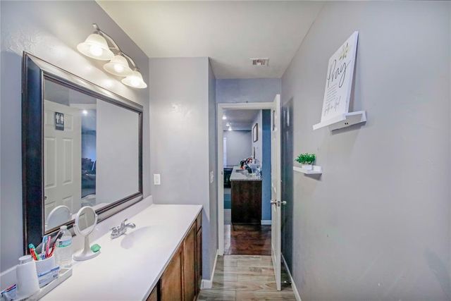 225 SE 53rd Street, Oklahoma City, OK 73129