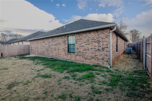 225 SE 53rd Street, Oklahoma City, OK 73129