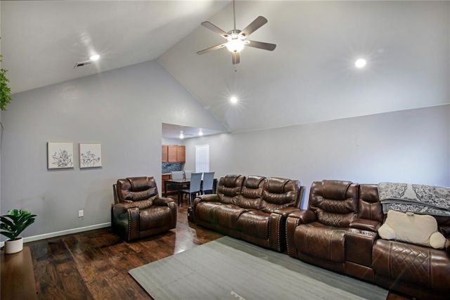 225 SE 53rd Street, Oklahoma City, OK 73129