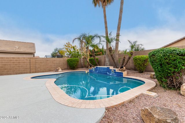 4795 E BELLERIVE Drive, Chandler, AZ 85249