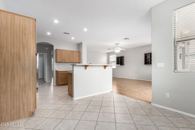 4795 E BELLERIVE Drive, Chandler, AZ 85249