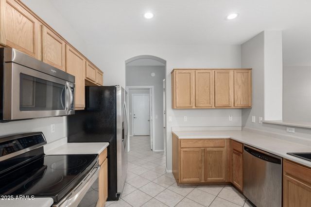 4795 E BELLERIVE Drive, Chandler, AZ 85249