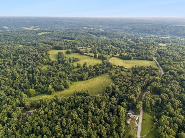 3 Shiloh Canaan Road, Palmyra, TN 37142