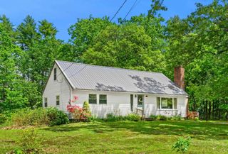 52 Pinkham Road, Lee, NH 03861