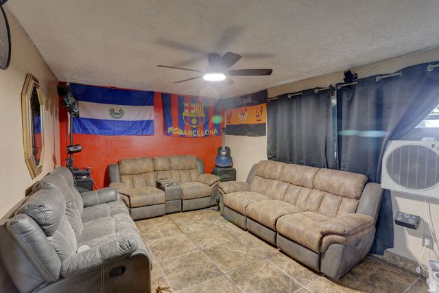 5074 S 3760 W, Taylorsville, UT 84129