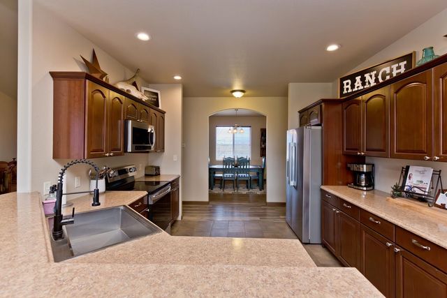 1338 Lutes Crossing Drive, Loma, CO 81524