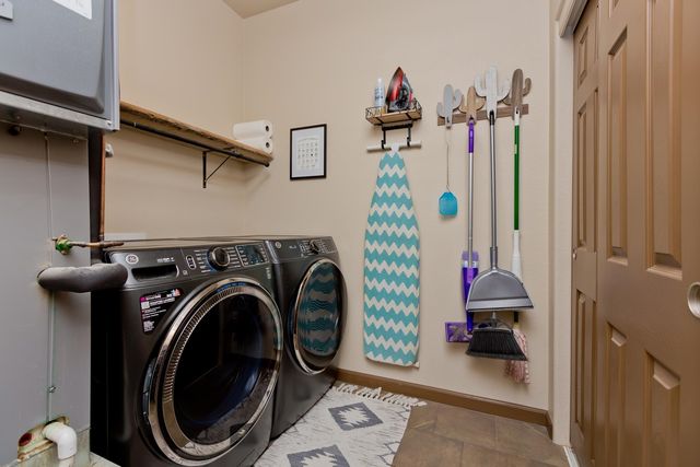 1338 Lutes Crossing Drive, Loma, CO 81524