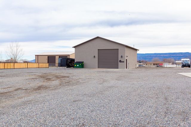 1338 Lutes Crossing Drive, Loma, CO 81524