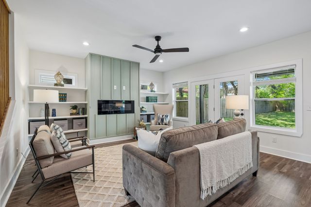 530 Veritas St, Nashville, TN 37211