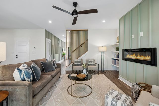 530 Veritas St, Nashville, TN 37211