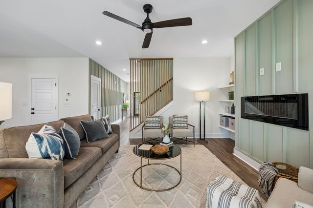 530 Veritas St, Nashville, TN 37211