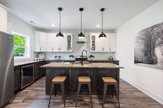 530 Veritas St, Nashville, TN 37211