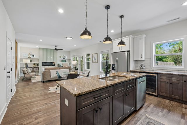 530 Veritas St, Nashville, TN 37211