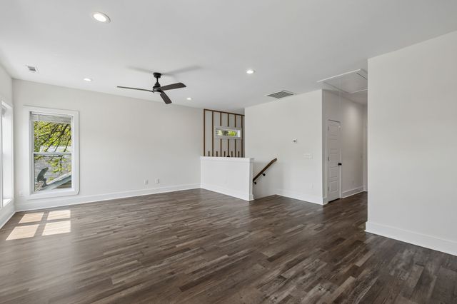 530 Veritas St, Nashville, TN 37211