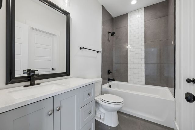 530 Veritas St, Nashville, TN 37211