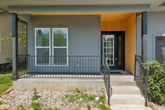 530 Veritas St, Nashville, TN 37211