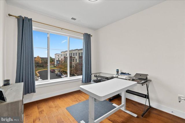 4902 TRAIL VISTA LN, Chantilly, VA 20151