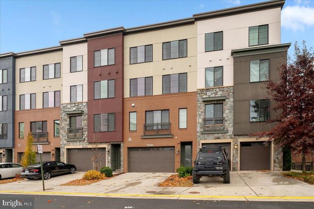 4902 TRAIL VISTA LN, Chantilly, VA 20151