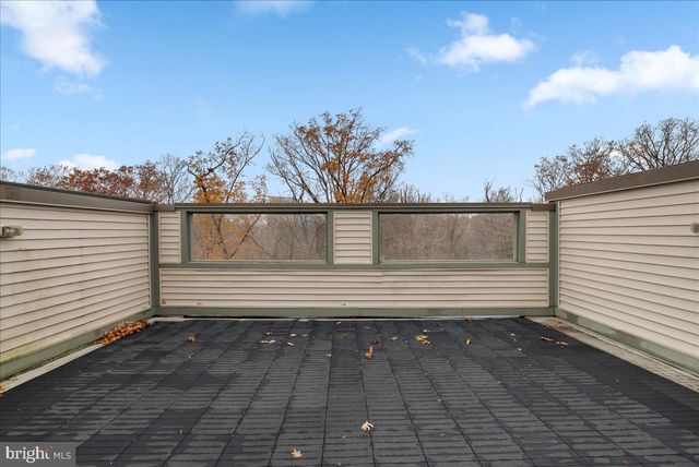 4902 TRAIL VISTA LN, Chantilly, VA 20151