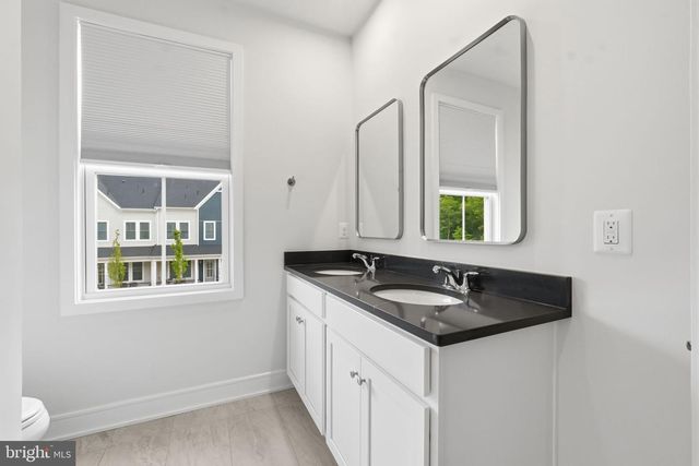 41907 HOGAN FOREST TER, Aldie, VA 20105
