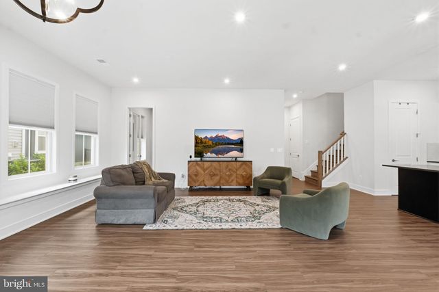 41907 HOGAN FOREST TER, Aldie, VA 20105