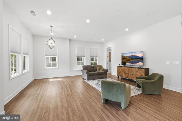 41907 HOGAN FOREST TER, Aldie, VA 20105