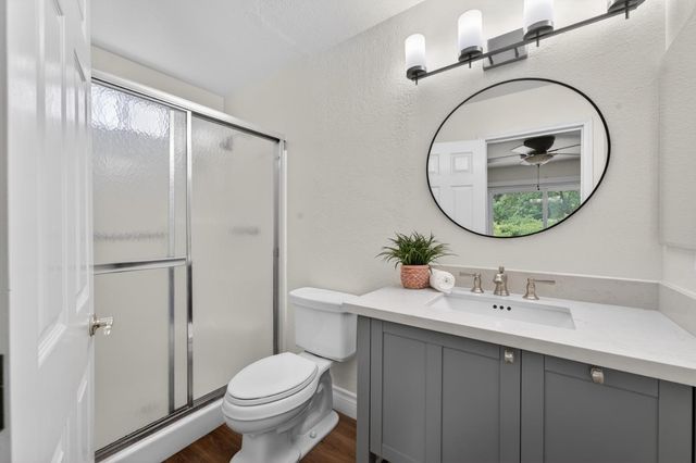 5010 Havelok St, Fair Oaks, CA 95628