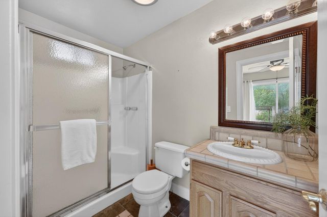 5010 Havelok St, Fair Oaks, CA 95628