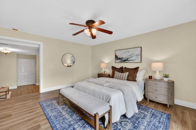 5010 Havelok St, Fair Oaks, CA 95628