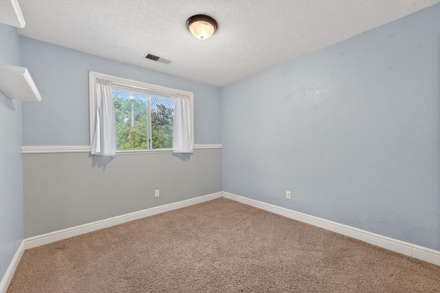 5010 Havelok St, Fair Oaks, CA 95628