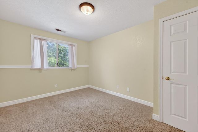 5010 Havelok St, Fair Oaks, CA 95628
