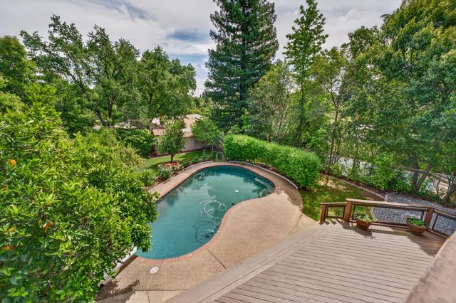 5010 Havelok St, Fair Oaks, CA 95628