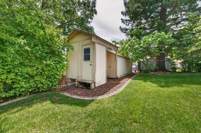 5010 Havelok St, Fair Oaks, CA 95628