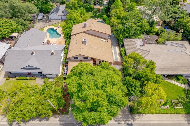 5010 Havelok St, Fair Oaks, CA 95628
