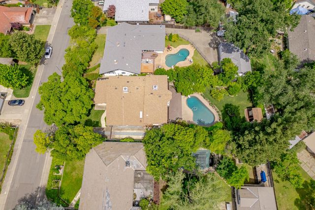 5010 Havelok St, Fair Oaks, CA 95628