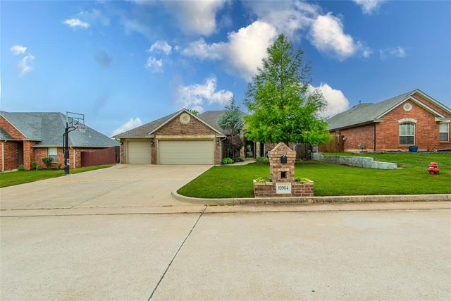 10904 Blue Sky Drive, Midwest City, OK 73130