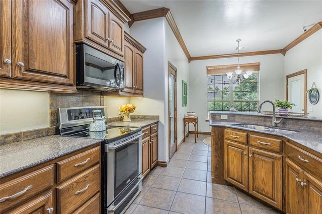 10904 Blue Sky Drive, Midwest City, OK 73130