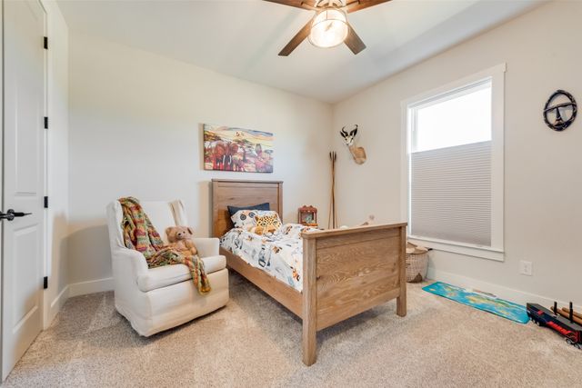 3070 Stonebriar Drive, Waxahachie, TX 75165