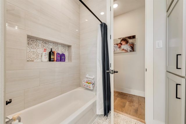 3070 Stonebriar Drive, Waxahachie, TX 75165